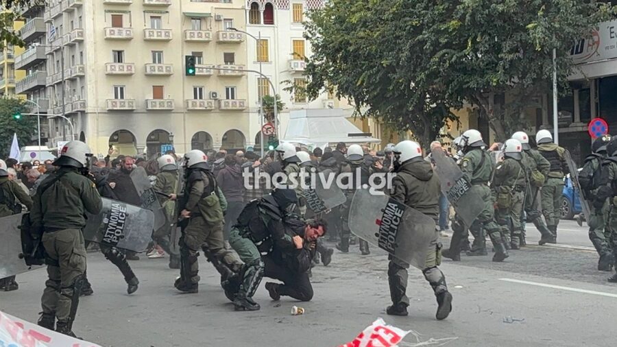 Θεσσαλονίκη: Ένταση, χημικά και προσαγωγές στο κέντρο με αφορμή εκδήλωση του Κασιδιάρη σε ξενοδοχείο
