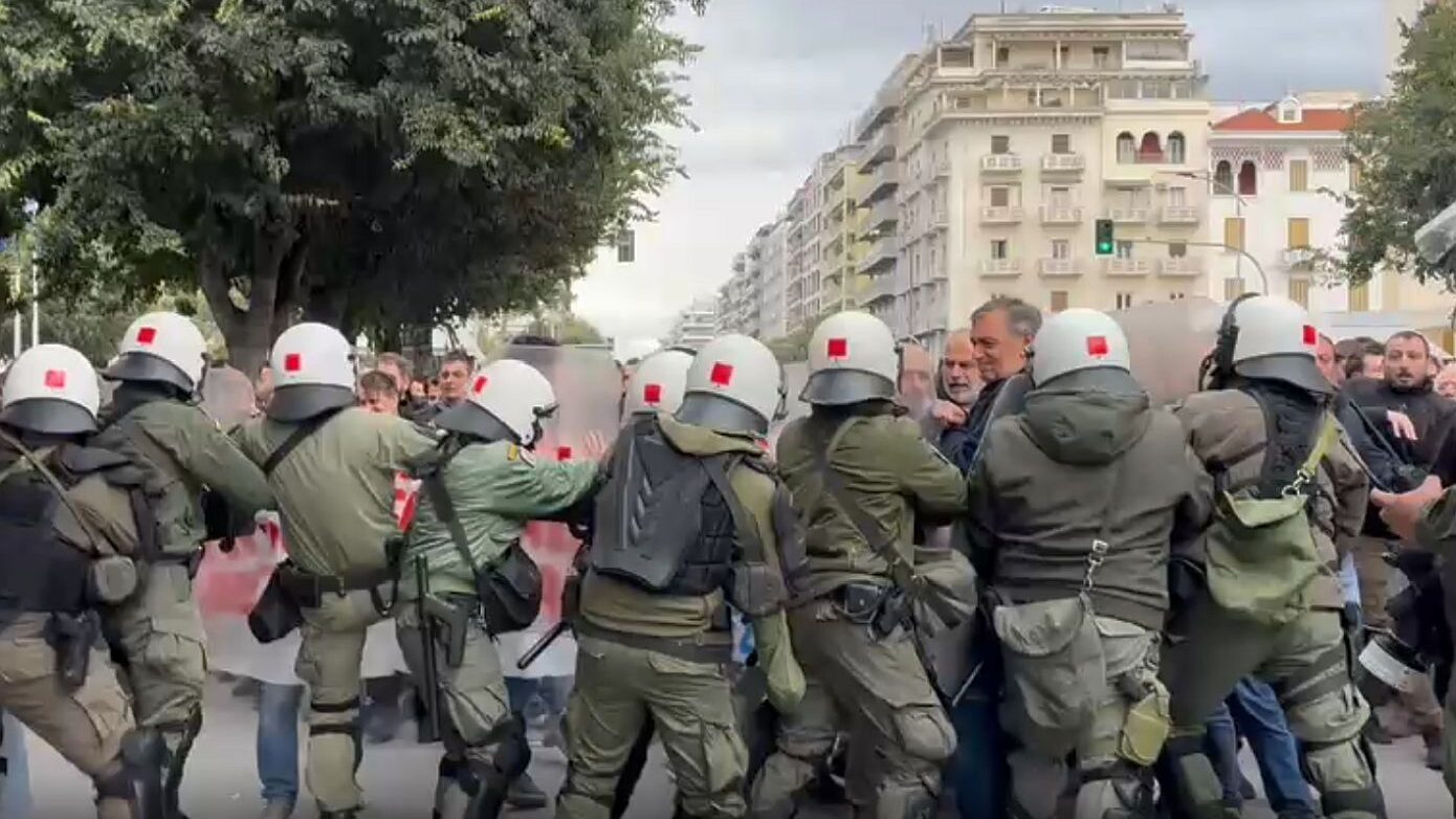 Ελληνική Αριστερή Συμπαράταξη: Πυρά κατά της κυβέρνησης για τα επεισόδια στη Θεσσαλονίκη και την εκδήλωση Κασιδιάρη