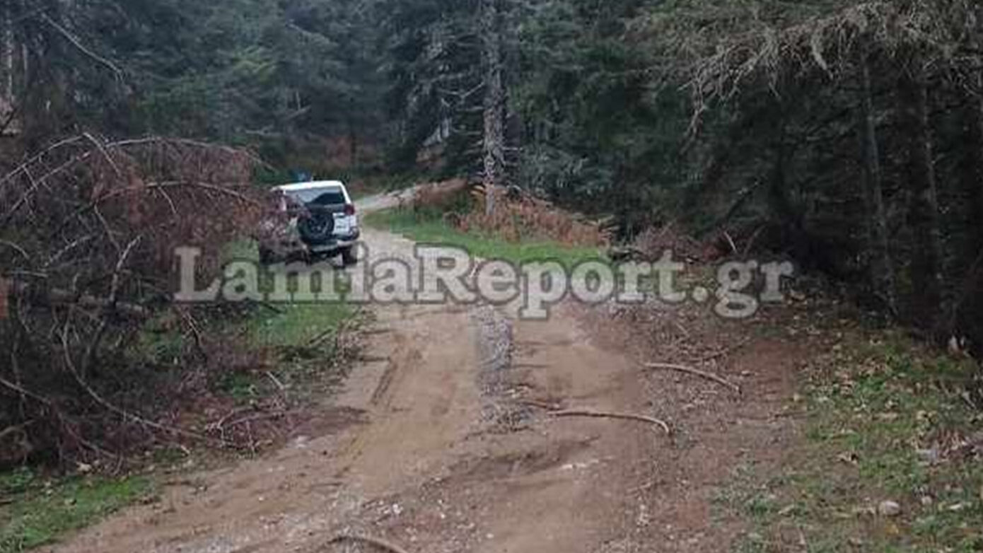 Καμένα Βούρλα: Ζευγάρι Ρουμάνων ακολούθησε το GPS και κόλλησε στη μέση του πουθενά