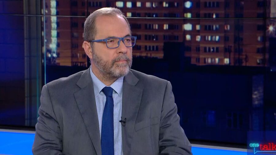 Ο Μαρίνος Σκανδάμης επιτίθεται σκληρά στην κυβέρνηση για την καταστολή της αντιφασιστικής συγκέντρωσης στη Θεσσαλονίκη