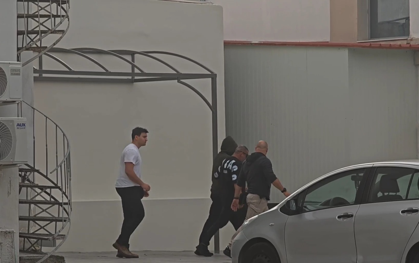 Γλυφάδα και Νέο Ηράκλειο: Στο Ναυτοδικείο ο 46χρονος επικελευστής για το εμπρηστικό ντελίριο