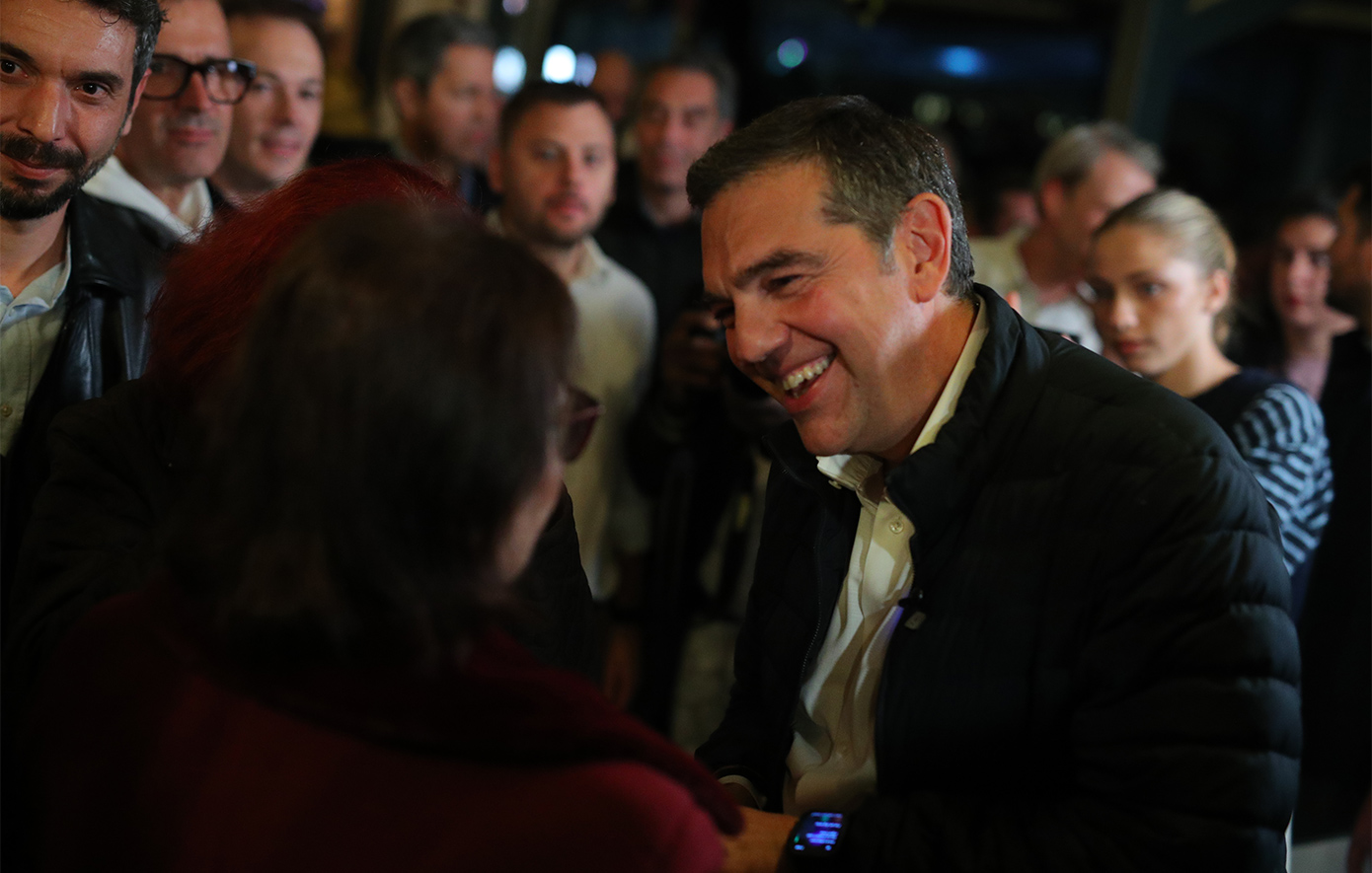 Αλέξης Τσίπρας στην Ηλιούπολη: «Δεν είμαστε δεκανίκι της Δεξιάς, αλλά ο αντίπαλος πόλος»
