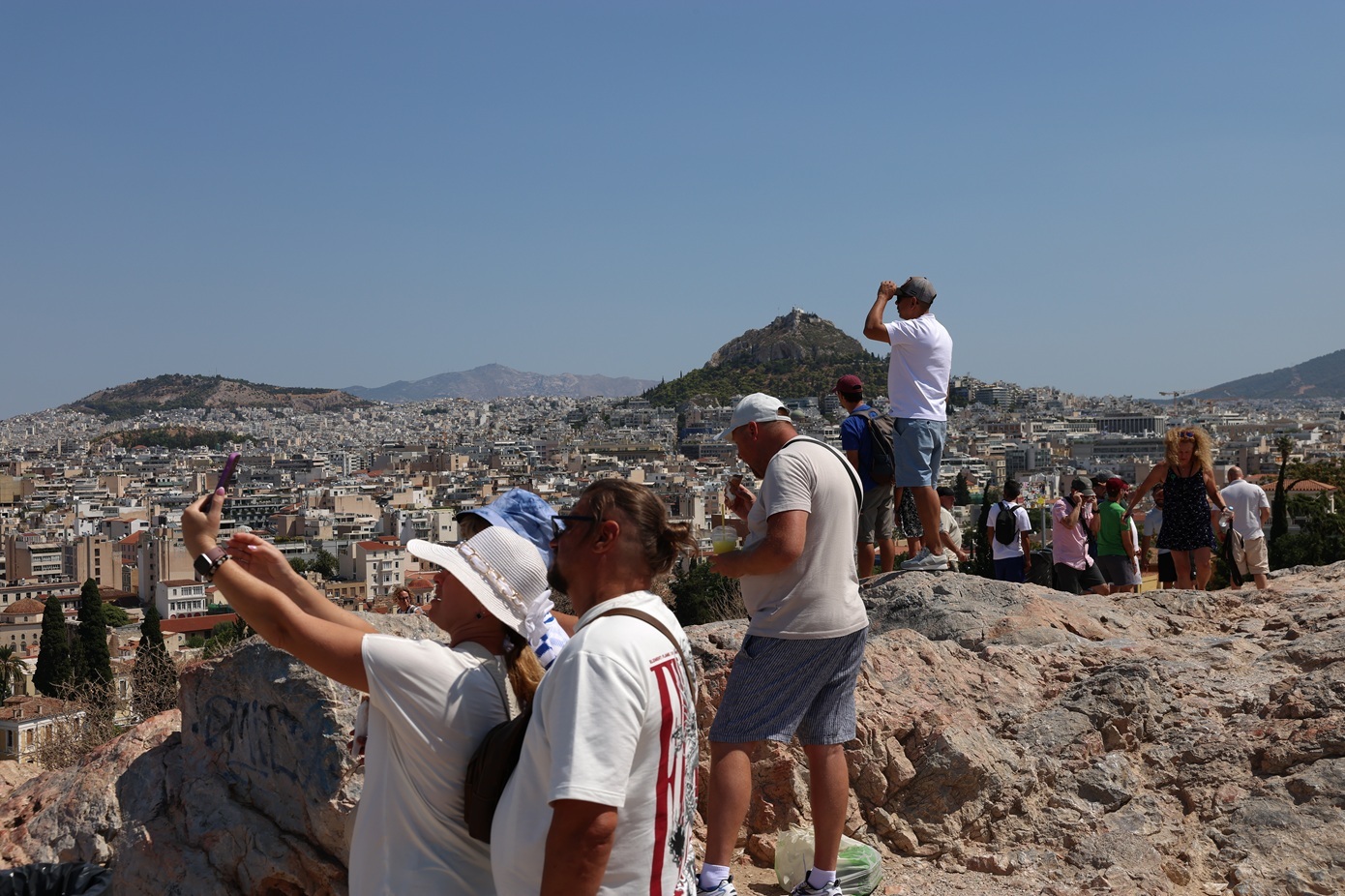 Best Agers: Πώς η νέα τουριστική αγορά ενισχύει τη θέση της Ελλάδας στα προγράμματα των tour operators