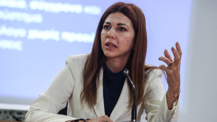 Σ. Ζαχαράκη: Επικοινώνησε με τον Πατριάρχη Ιεροσολύμων και τον πρέσβη Ιορδανίας στην Ελλάδα μετά το μακελειό στην ελληνορθόδοξη εκκλησία