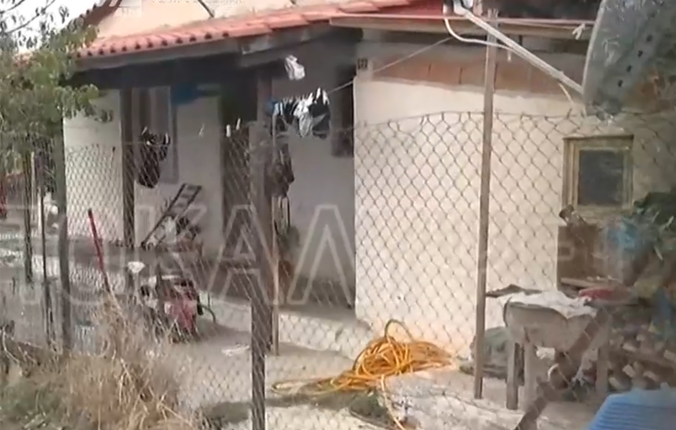 Αμαλιάδα: Ο γιος που έθαψε τη μητέρα του στον κήπο αποκαλύπτει γιατί το έκανε – «Δεν είχα να πληρώσω την κηδεία»