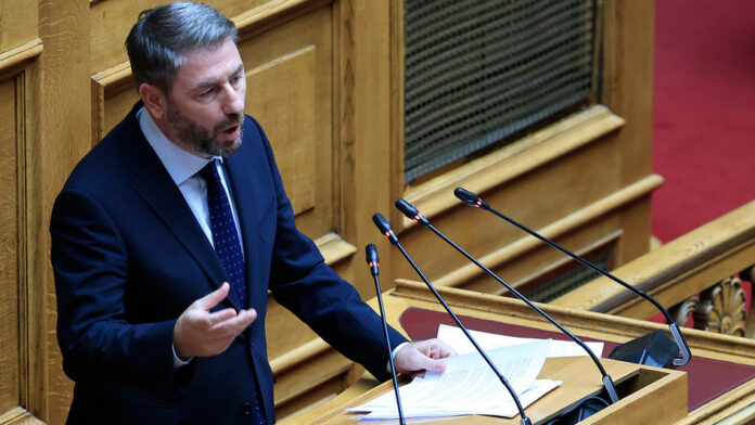 Ανδρουλάκης κατά Μητσοτάκη με Γαλάνη: «Τα γαλάζια σου γράμματα» οι επιστολές στη φον ντερ Λάιεν