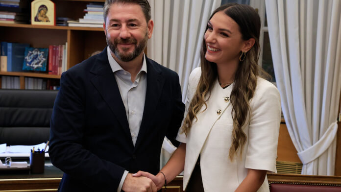 Μυρτώ Κοροβέση: Εντάχθηκε επίσημα στην ΚΟ του ΠΑΣΟΚ – Ο διάλογος με τον Νίκο Ανδρουλάκη