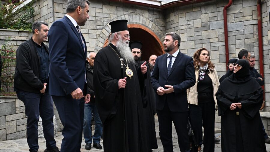 Νίκος Ανδρουλάκης: Στην Παναγία Εικοσιφοίνισσα με επίκεντρο την επιστροφή των ιστορικών κειμηλίων