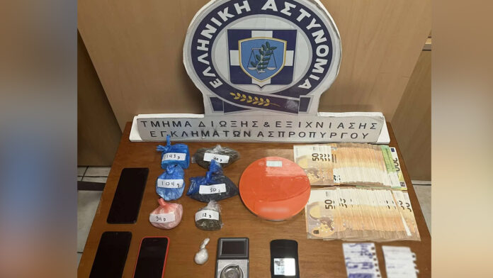 Σπίτι στη Νίκαια με κοκαΐνη και 10.500 ευρώ – Δύο συλλήψεις μετά την αστυνομική επιτήρηση