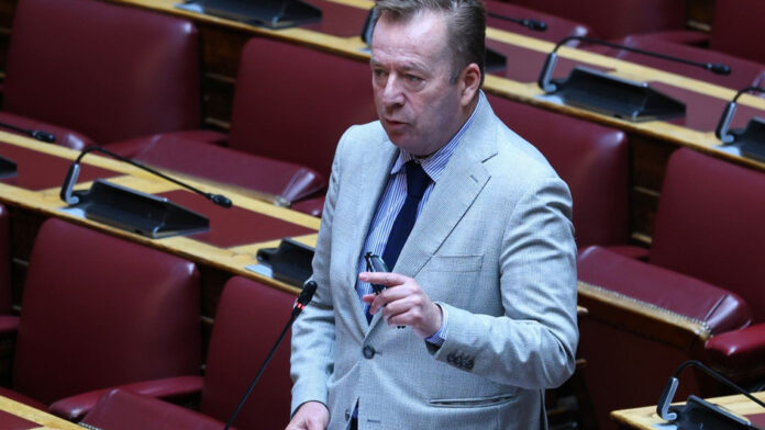 Βασίλης Κόκκαλης: Ένταξη στην ΕΛΑΣ και εκτίμηση ότι ο Αλέξης Τσίπρας μπορεί να συμβάλει σε αξιόπιστη κυβερνητική πρόταση