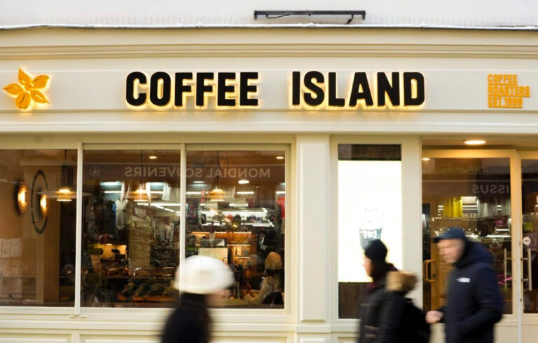 Coffee Island: Διαψεύδει τα σενάρια πώλησης – «Καμία σύνδεση της εταιρείας με την υπόθεση Λιόλιου»