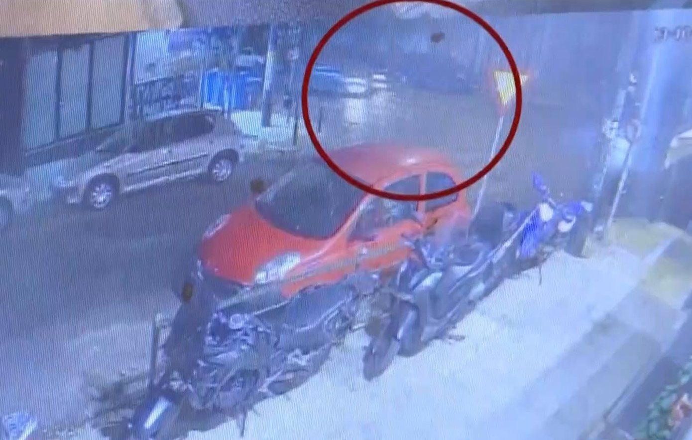Παγκράτι: Νεκρός 35χρονος μοτοσικλετιστής που παρασύρθηκε από αυτοκίνητο – Βίντεο από το τροχαίο