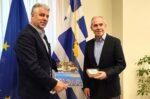 Περιφέρεια ΑΜΘ: Συνάντηση του Χριστόδουλου Τοψίδη με τον Υφυπουργό Εθνικής Άμυνας Θανάση Δαβάκη