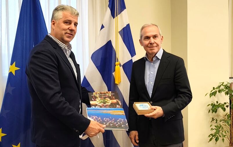 Περιφέρεια ΑΜΘ: Συνάντηση του Χριστόδουλου Τοψίδη με τον Υφυπουργό Εθνικής Άμυνας Θανάση Δαβάκη