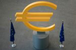 ΕΚΤ: Διευρύνεται η αναλογικότητα για τις μικρότερες τράπεζες – Τι αλλάζει στο εποπτικό πλαίσιο