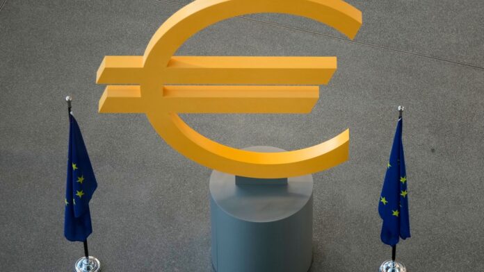 ΕΚΤ: Διευρύνεται η αναλογικότητα για τις μικρότερες τράπεζες – Τι αλλάζει στο εποπτικό πλαίσιο