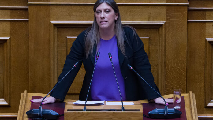 Κωνσταντοπούλου για την απαγόρευση των social media: «Θέλετε να βάλετε τους νέους στον γύψο»