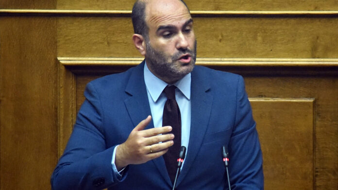 Ακρίβεια: Ο Δ. Μαρκόπουλος δηλώνει ότι η στήριξη θα συνεχιστεί και το 2027