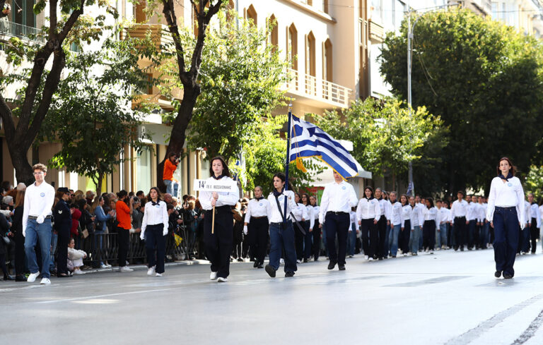 Θεσσαλονίκη: Με υπερηφάνεια η μαθητική παρέλαση για την επέτειο της 28ης Οκτωβρίου