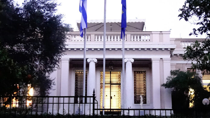 Μαξίμου: Σύσκεψη υπό τον Κυριάκο Μητσοτάκη με τον Ευ. Μαρινάκη για το νέο Καραϊσκάκη – Νομοθετικές πρωτοβουλίες για τη μεγάλη ιδιωτική επένδυση