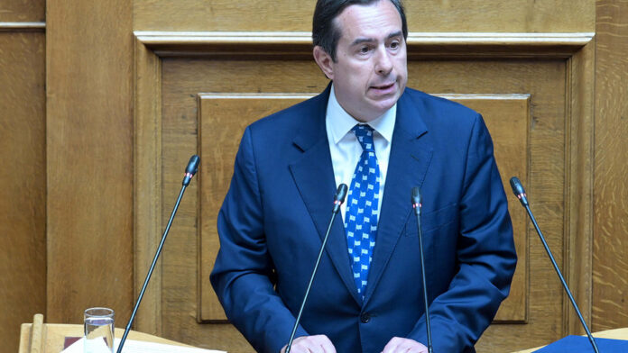 Μηταράκης για Ανδρουλάκη: Προσήλθε αδιάβαστος στη Βουλή