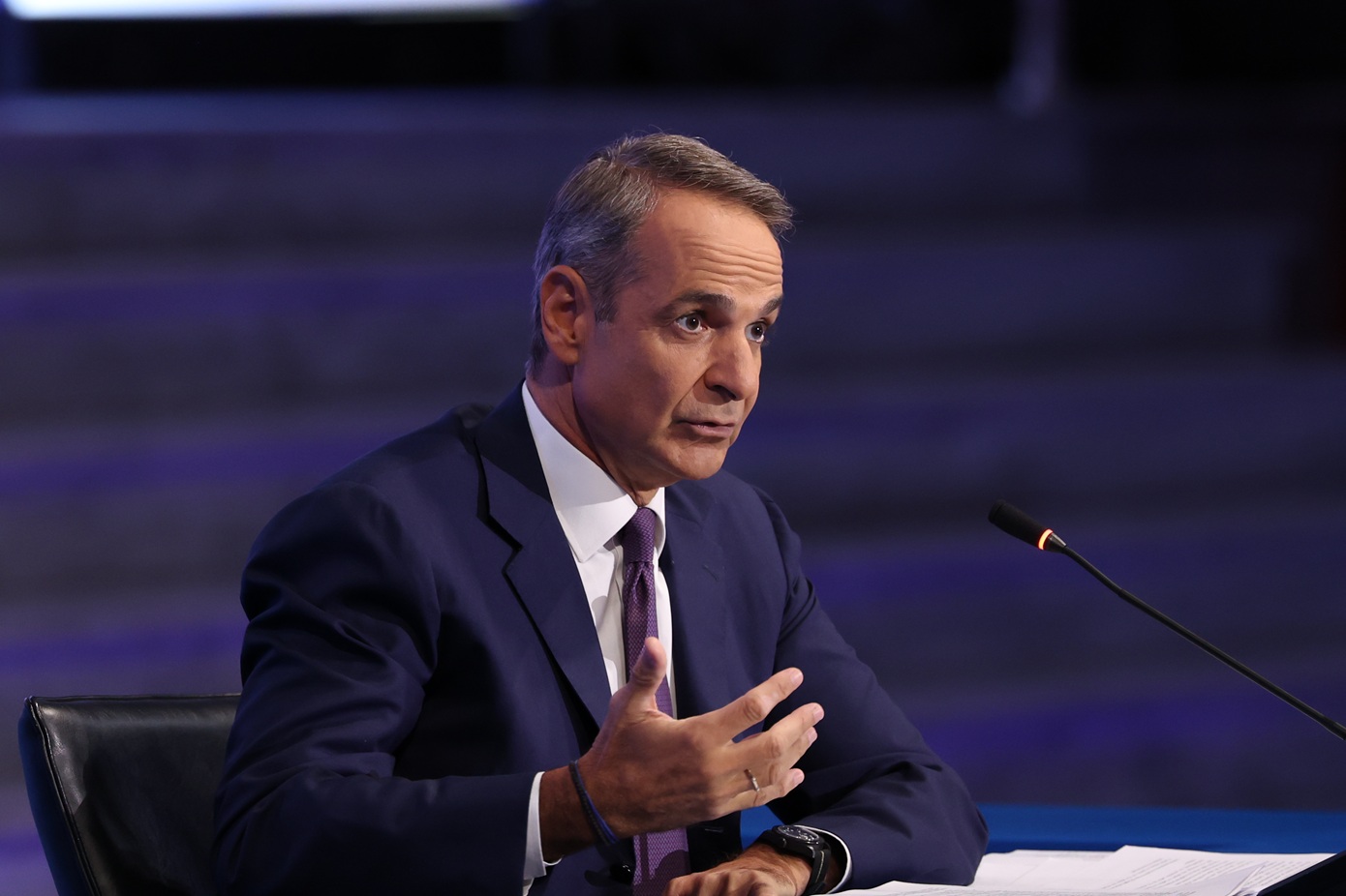 Η πολιτική σταθερότητα στην Ελλάδα ως αντίβαρο στην κοινωνική αναταραχή στην Ευρώπη