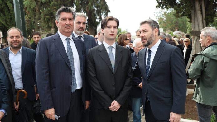 Φώφη Γεννηματά: Τα συγκινητικά λόγια του γιου της στο μνημόσυνο – «Για εμάς θα είναι πάντα η μητέρα μας»
