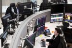 Γαλλία: Το επιτόκιο δανεισμού ξεπέρασε το 5% και το spread με τη Γερμανία έφτασε τις 1,59 μονάδες