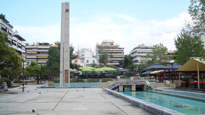 Νέα Σμύρνη: Γιατί οι δρόμοι της θυμούνται μια άλλη πόλη