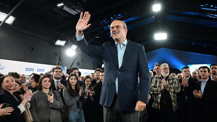 Κωστής Χατζηδάκης: Κοσμοσυρροή στην εκδήλωση για τα 52 χρόνια της ΟΝΝΕΔ – «Μια φορά ΟΝΝΕΔίτης, για πάντα ΟΝΝΕΔίτης»