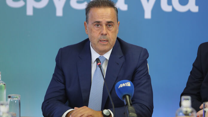 Σταύρος Παπασταύρου: Στοχευμένα μέτρα για τις μικρομεσαίες επιχειρήσεις εντός των δημοσιονομικών ορίων