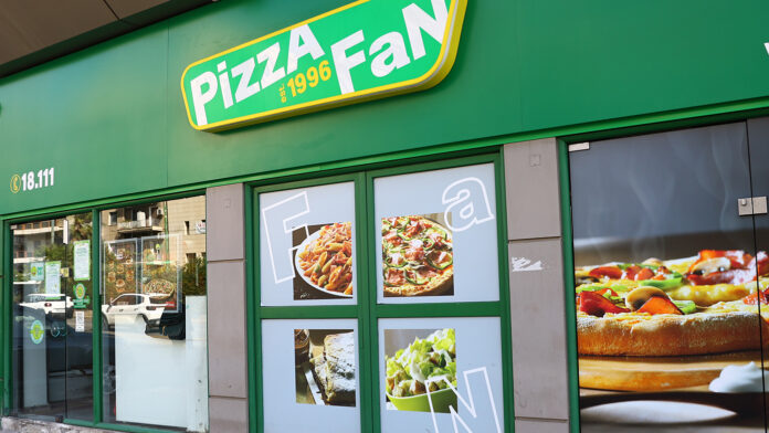 Pizza Fan: Τα «κεράσματα» ήταν 5.000 ευρώ την ημέρα και τα αδήλωτα έσοδα αυξήθηκαν κατά 135% – Οι διάλογοι του κυκλώματος