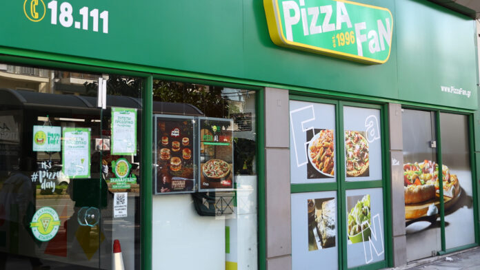 Pizza Fan: Νέοι διάλογοι αποκαλύπτουν τα ποσά για τα «κεράσματα» – «Να βγάλουμε λίστα ποιοι δεν παίζουν μπάλα»