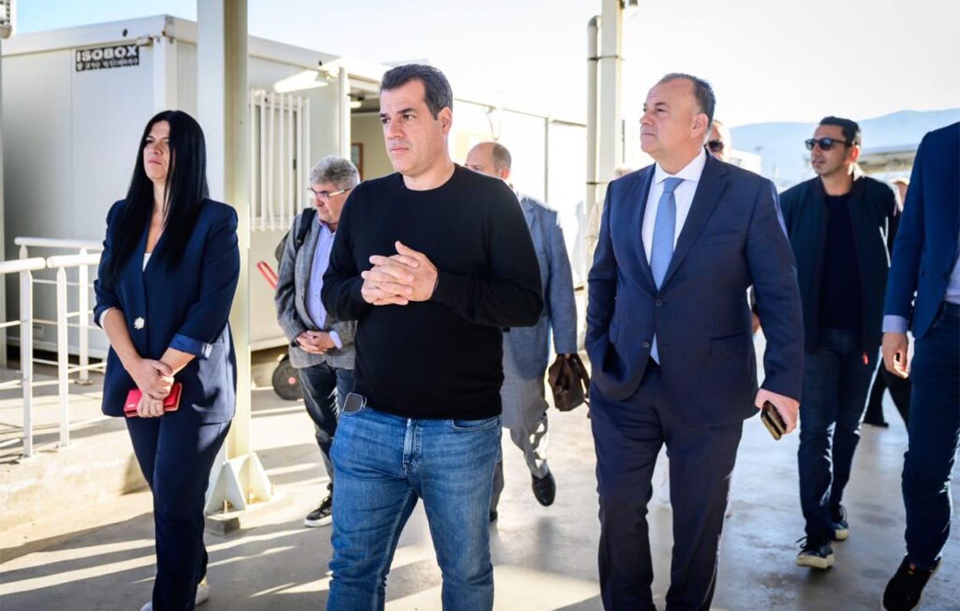 Πλεύρης: Αποσυμφορούνται οι δομές σε Λέρο και Κω – Μειώνεται το ωράριο εξόδου των μεταναστών από τη δομή