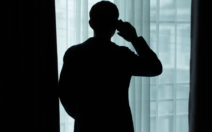 Ηράκλειο: 66χρονη και ανήλικος παρέδωσαν χρήματα και κοσμήματα σε τηλεφωνική απάτη – Η λεία ξεπέρασε τις 20.000 ευρώ