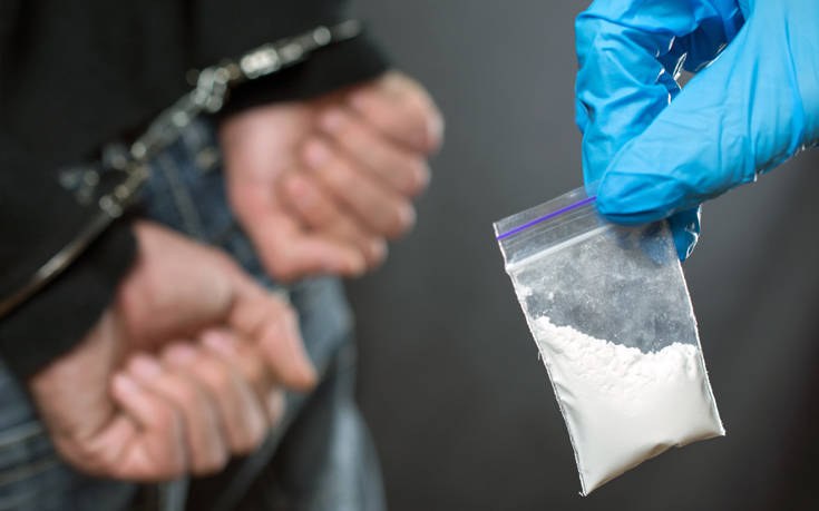 Καλαμαριά: Σπίτι με κοκαΐνη, MDMA και πάνω από 5 κιλά κάνναβης – Δύο συλλήψεις στη Θεσσαλονίκη
