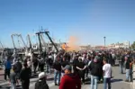Θεσσαλονίκη: Οι αλιείς συνεχίζουν τις κινητοποιήσεις παρά τον διπλασιασμό της επιδότησης – Απειλούν με αποκλεισμό του λιμανιού