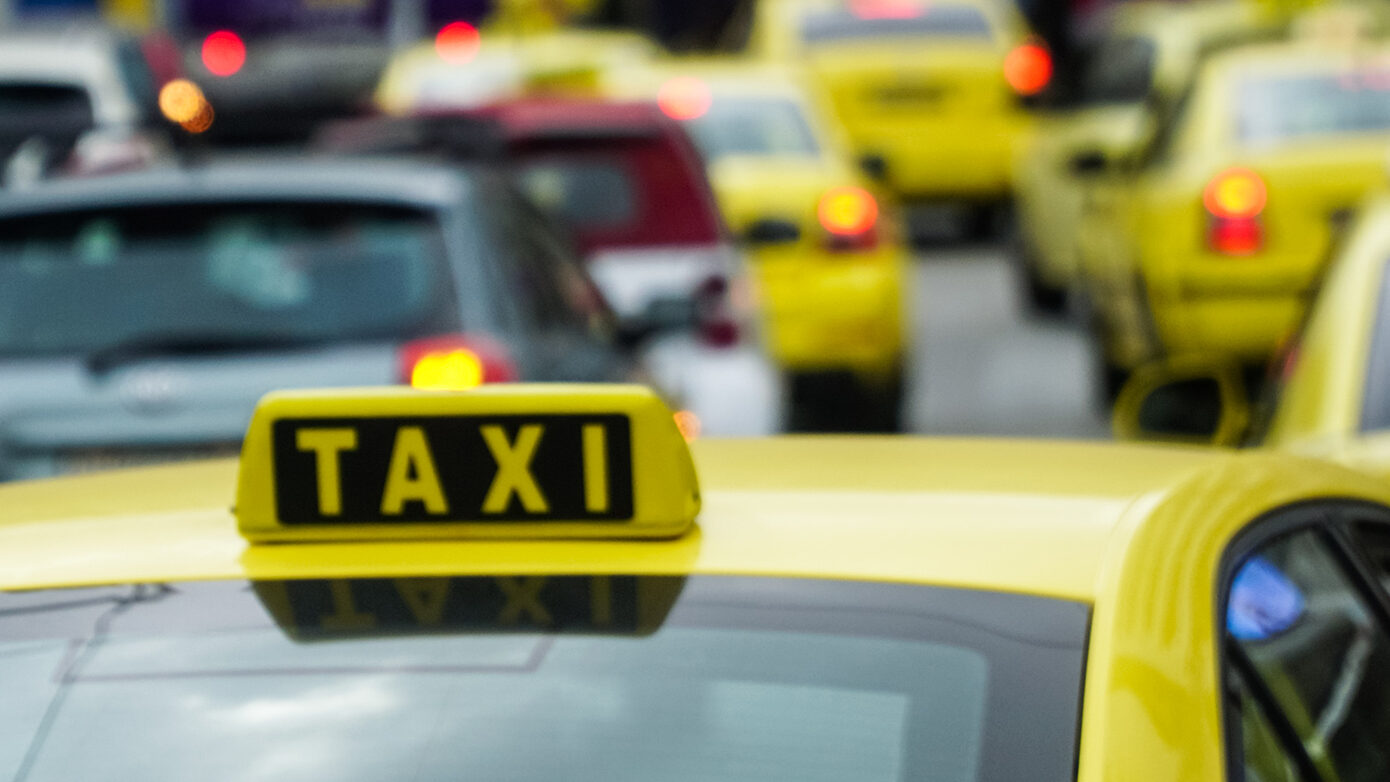 Νέα Ιωνία: 35χρονος φέρεται να δάγκωσε οδηγό ταξί και να της έκοψε κομμάτι από το αυτί – Καβγάς για την πληρωμή