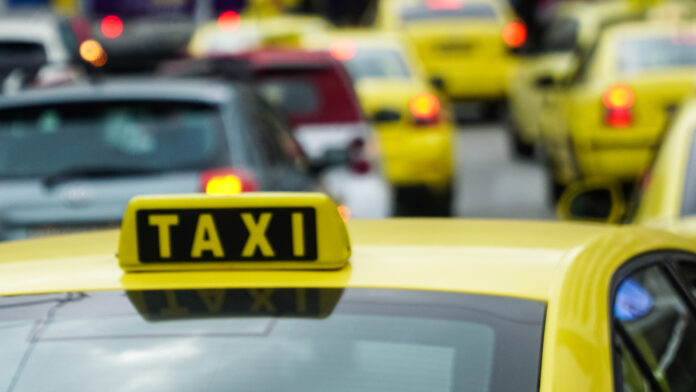 Νέα Ιωνία: 35χρονος φέρεται να δάγκωσε οδηγό ταξί και να της έκοψε κομμάτι από το αυτί – Καβγάς για την πληρωμή