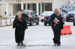 Δίκη για τα Τέμπη: Συγκλόνισαν οι γονείς του 23χρονου Κύπριου φοιτητή – «Τον έφεραν γυμνό σε νάιλον σακούλα – Είχε παράξενα εγκαύματα και μύριζε χημικά»