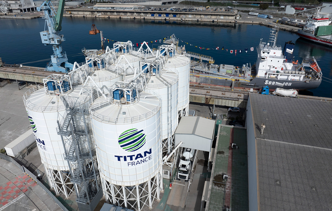 TITAN: Αντλεί 150 εκατ. ευρώ με νέα έκδοση ομολόγων και ενισχύει τη χρηματοοικονομική του ευελιξία