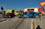 Αργολίδα: Σφοδρή σύγκρουση με τέσσερις τραυματίες – Στο νοσοκομείο και νήπιο, εικόνες από τα διαλυμένα αυτοκίνητα