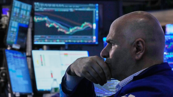 Big Tech: «Εξαϋλώθηκαν» 900 δισ. δολάρια από τις μετοχές λόγω της φρενίτιδας επενδύσεων στην AI
